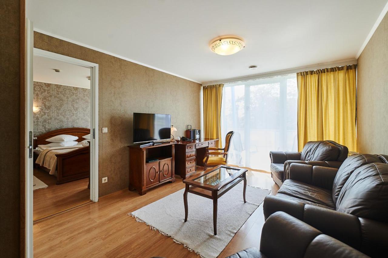 Hotel Asa